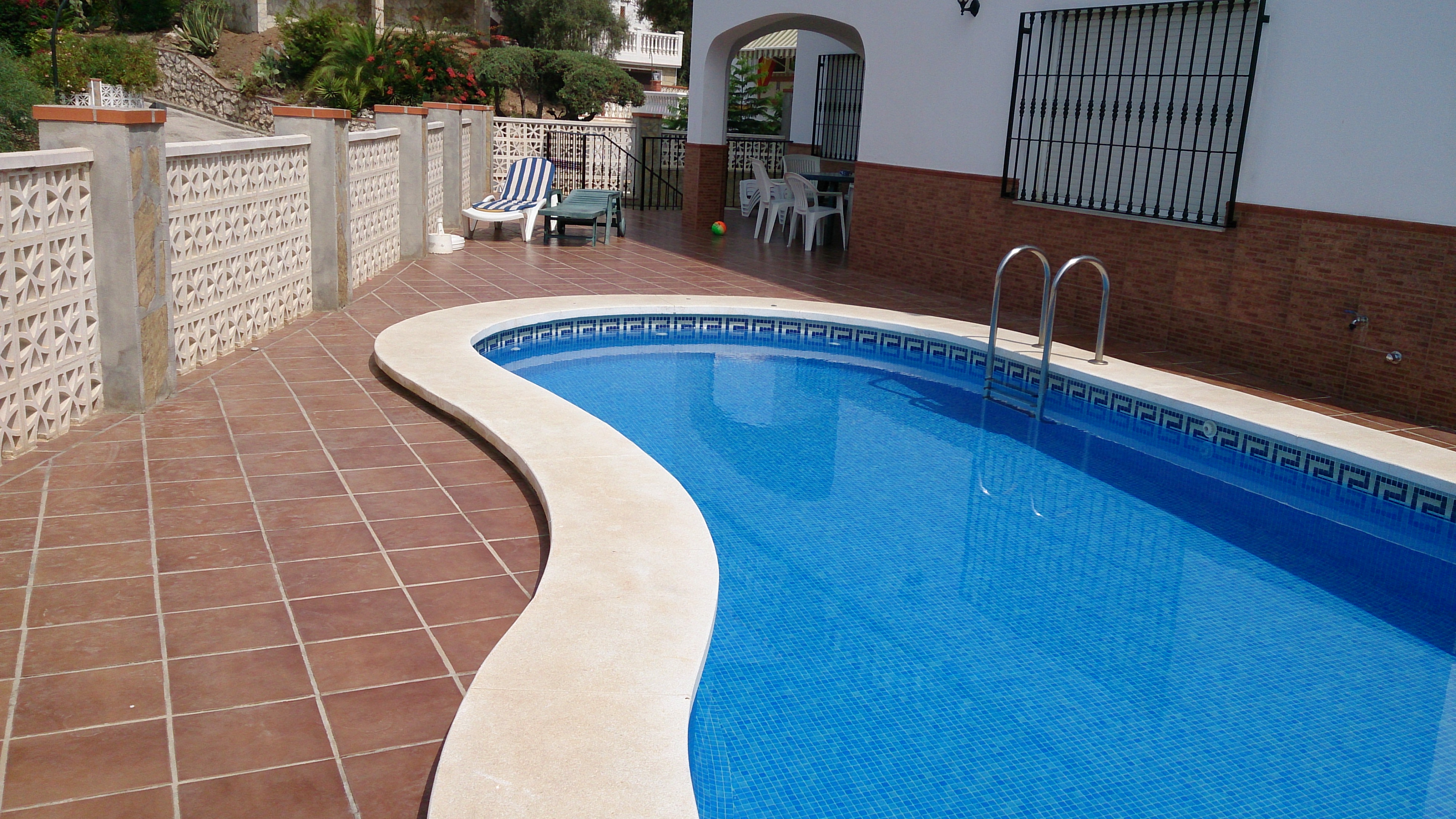 Chalet independiente en venta en Benajarafe, Rincón de la Victoria